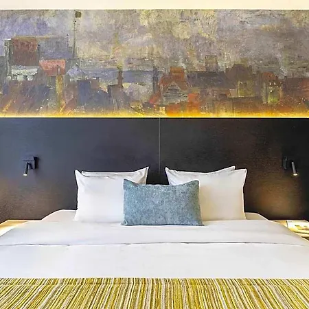 Mercure 4*